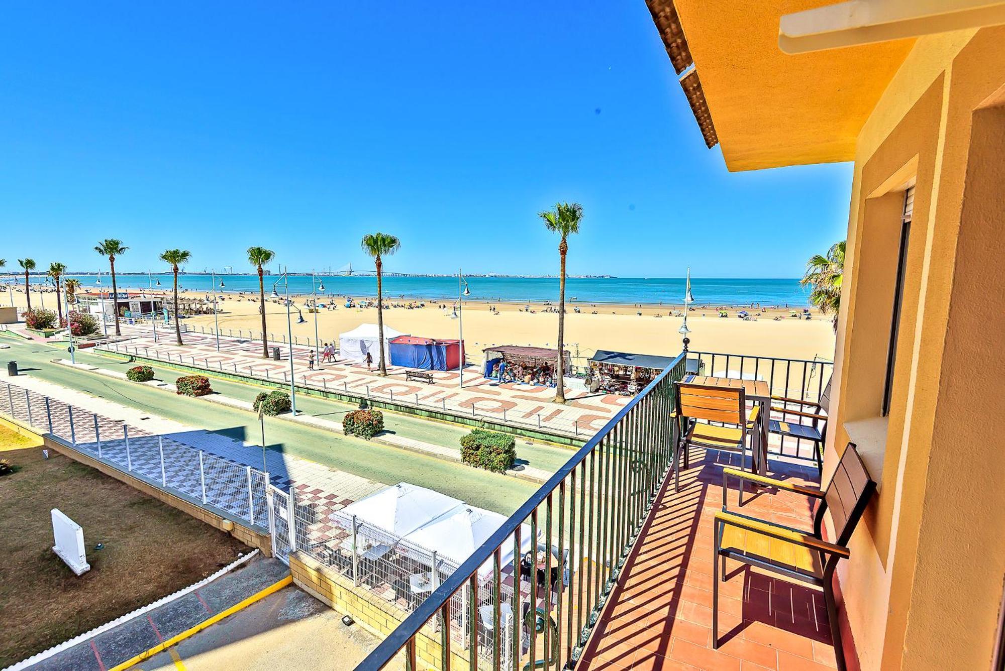 Beachfront Duplex 1ª Linea & Terraces Oceanfront El Puerto de Santa María Esterno foto